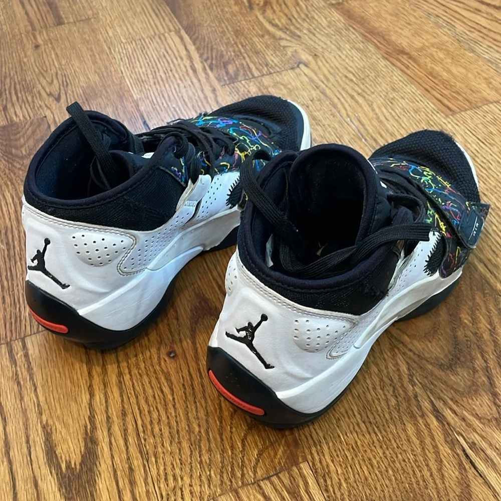 Boy’s Jordan Zion 2 Noah White Black Multi-Color (TD) Sneakers. Size 6Y.